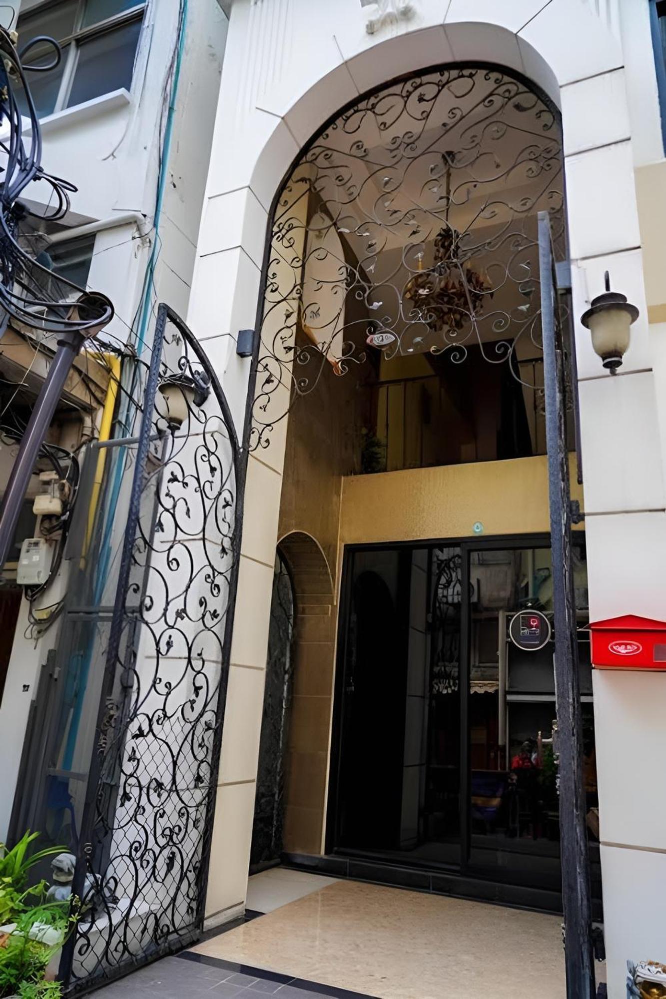 Bnb98 Silom Hotel Bangkok Luaran gambar