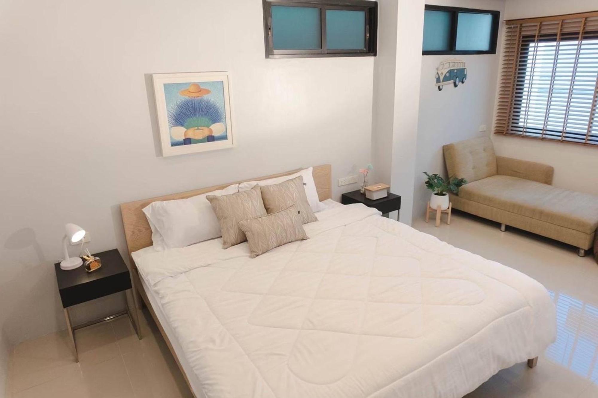 Bnb98 Silom Hotel Bangkok Luaran gambar