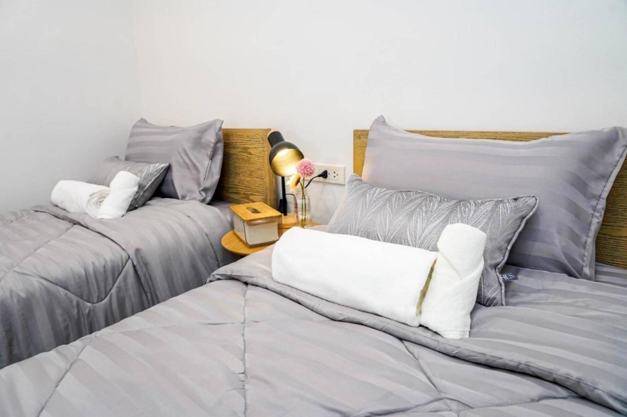 Bnb98 Silom Hotel Bangkok Luaran gambar