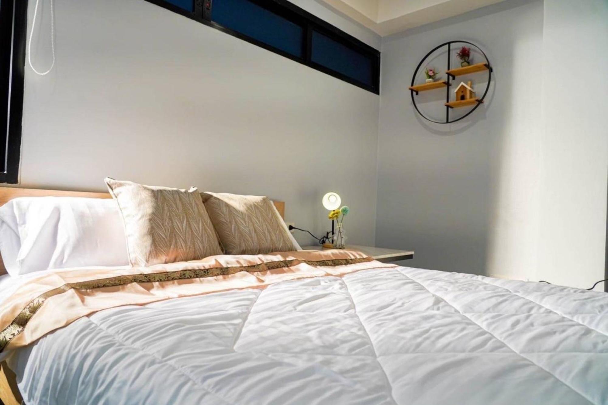 Bnb98 Silom Hotel Bangkok Luaran gambar